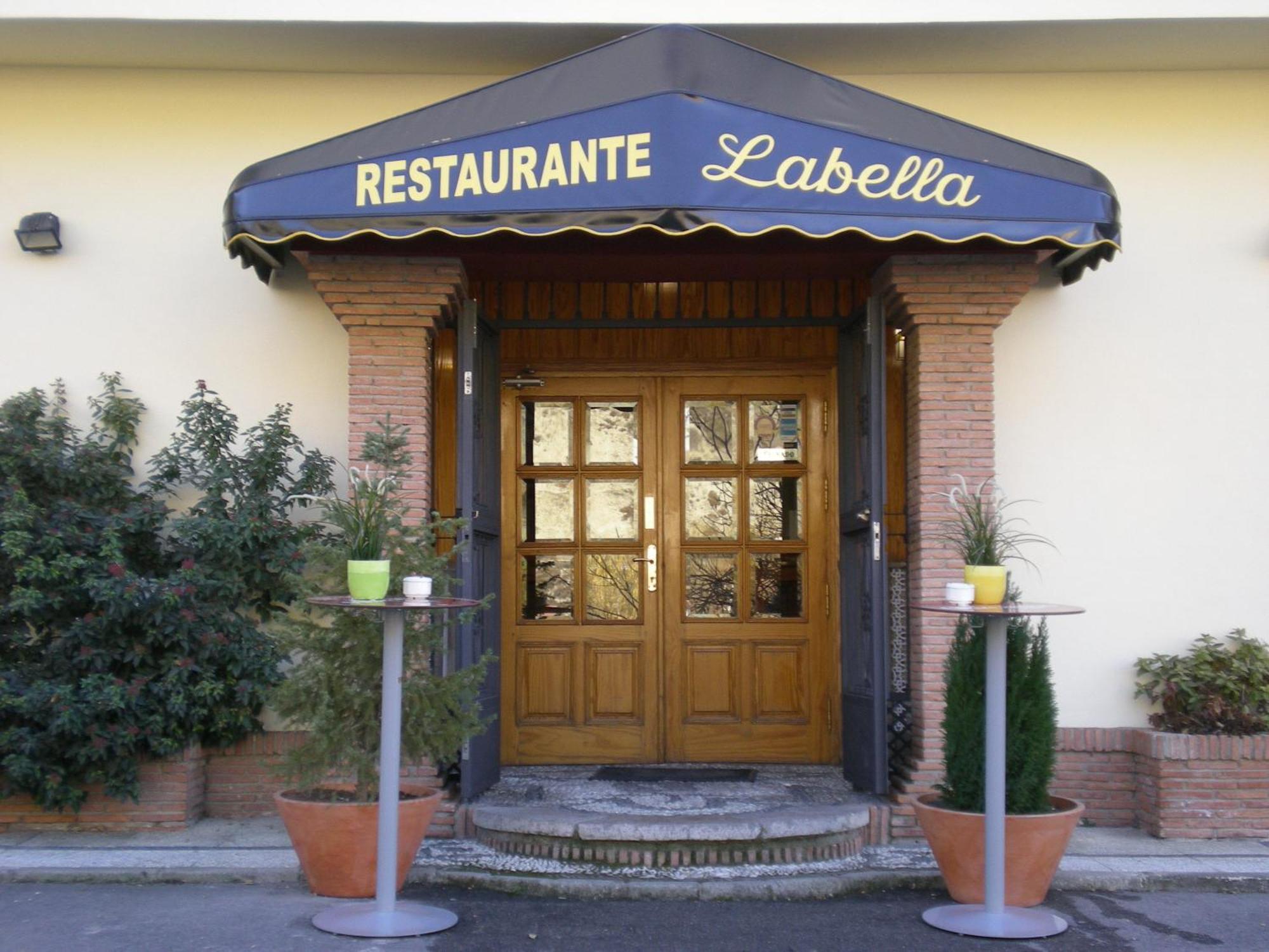 Labella Maria Hotel Pinos Genil Exterior photo